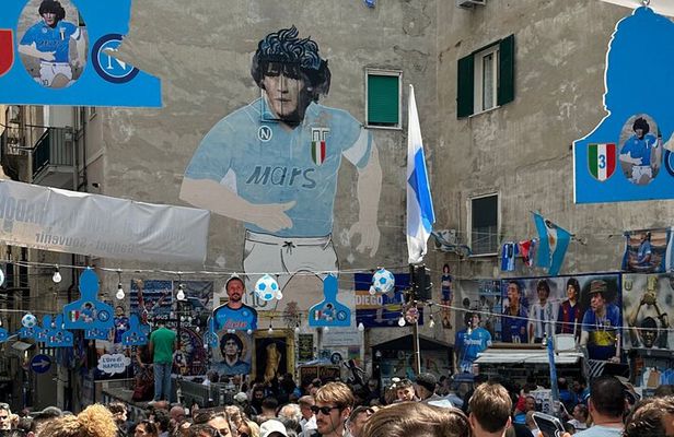 Discovering Maradona Private Tour in Naples