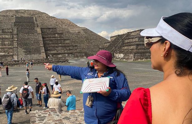 Teotihuacán Guided Tour
