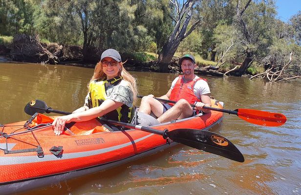 Mandoon Winery and Kayak Tour with wine tasting