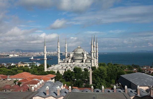 Istanbul Shore Excursion by TRAM: Half Day Private Tour from Port