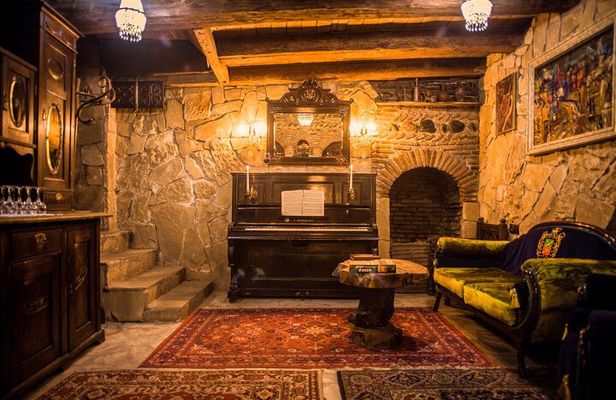 Private Wine Tasting in Prince Karalashvili Wine Cellar. Tbilisi