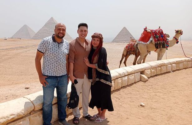 Tour Giza pyramids,Sphinx,Sakkara Pyramid,Memphis& Pyramid Inside