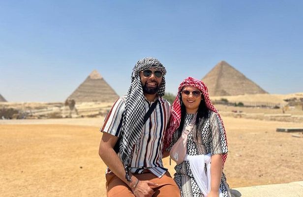 VIP Private Tour Giza pyramids ,Sakkara ,Dahshur & Lunch