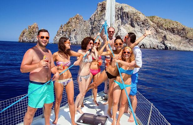 Marmaris Booze Cruise With Ultra All Inclusive Drinks & BBQ Lunch