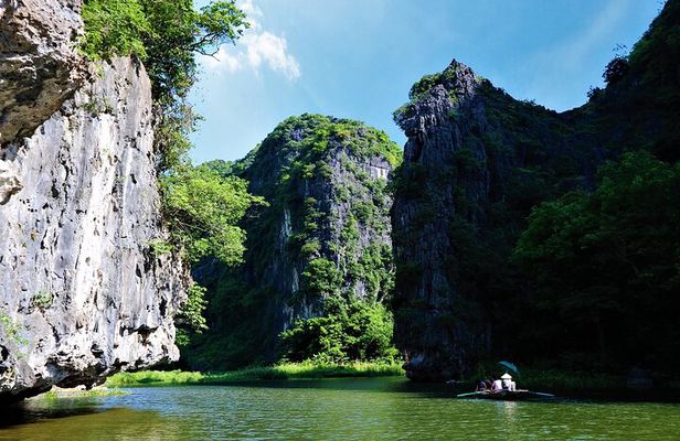 Combo Halong & Ninh Binh Luxury Small Group Day Tour