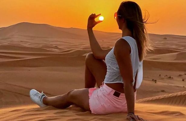 Premium Private Desert Safari by 4x4 Vehicle with BBQ Dinner