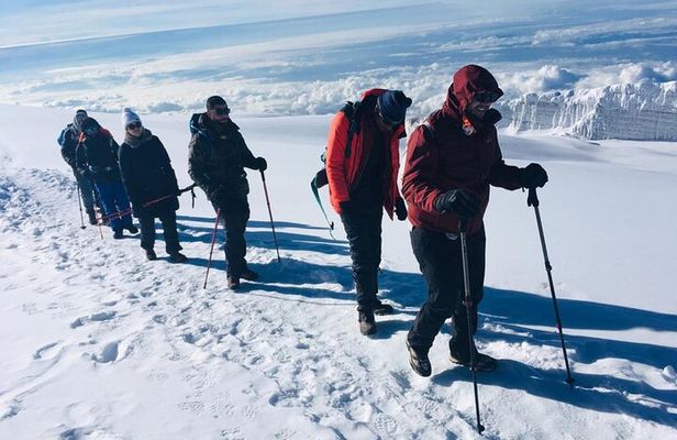 5 Days Hiking Tour in Kilimanjaro - Marangu Route