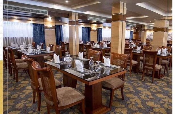 4-Day Nile Cruise Aswan to Luxor with balloon & Abu Simbel
