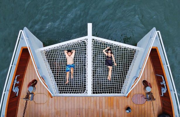Lan Ha Bay Full-day Cruise by Halong Catamaran Escape