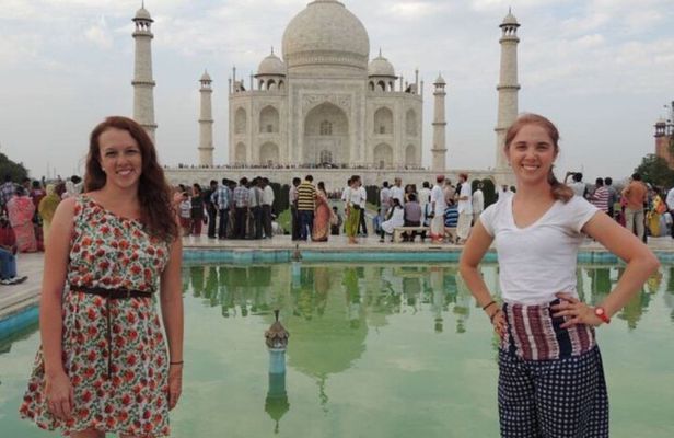 Same Day Taj Mahal Tour By Gatimaan Train