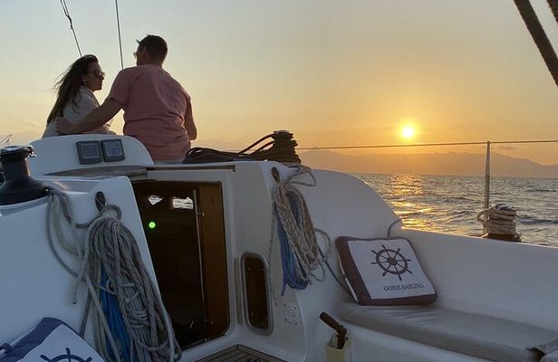  Private luxury Escape Sailing, Snorkel and Lunch Cruise