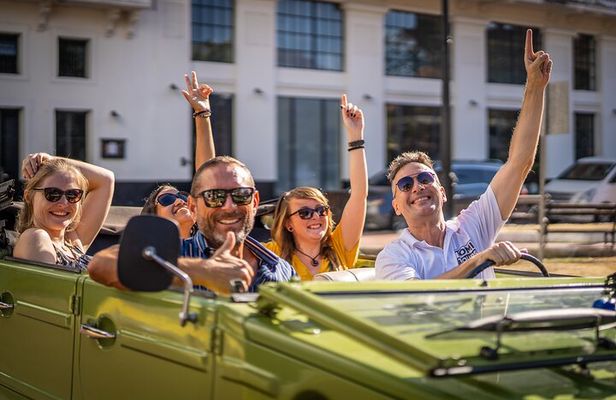 Private VIP Classic Car Tour of Panama City, by Tomi Tours