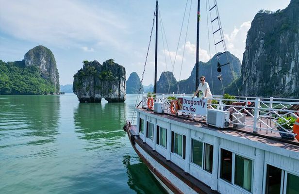 Private Transfer Hotel Pick Up for Small Group Halong Day Tour