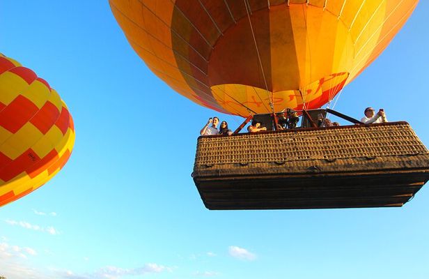 Gold Coast Hot Air Ballooning, Bubbles & Go