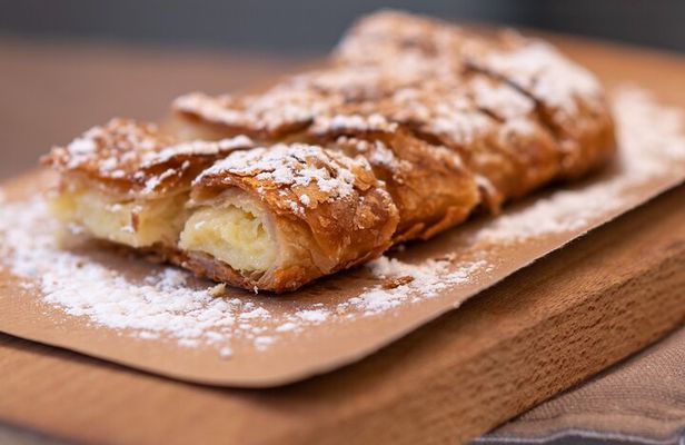 Explore the hidden food gems of Athens