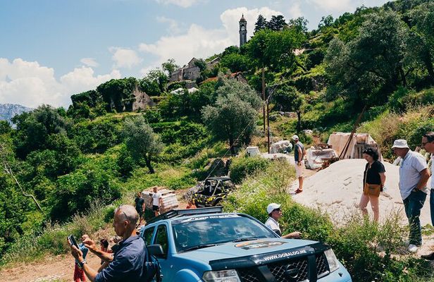 Jeep Tour - hidden stone village in Kotor and nat. food tasting