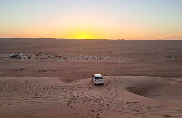  Desert Guided Overnight Camp Tour