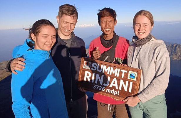 3D 2N Mount Rinjani Trekking Tour To Summit And Lake