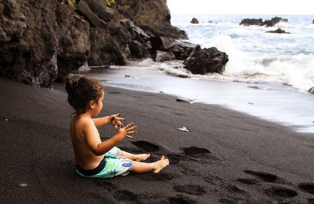 Road To Hana Captured In Photography and Video