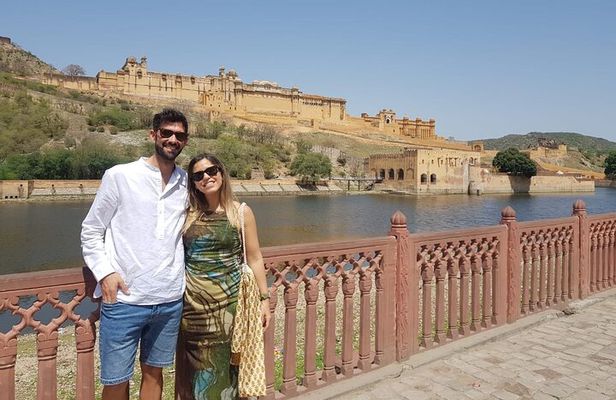 From Delhi: 4-Day Golden Triangle Tour with Hotels, Guide & Car