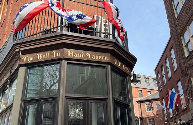 2 Hour Historic Pub Crawl in Boston