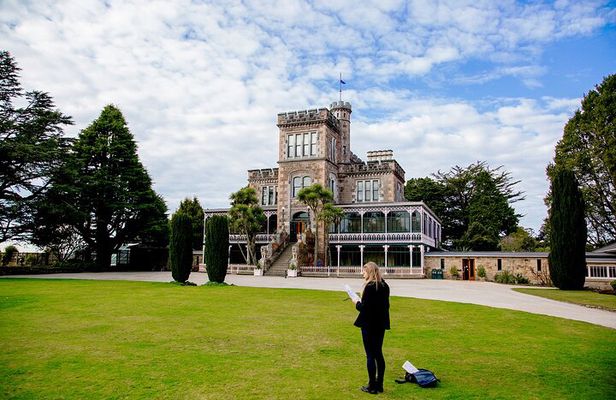 Larnach Castle Tour & Wildlife Cruise (Dunedin Shore Excursion)