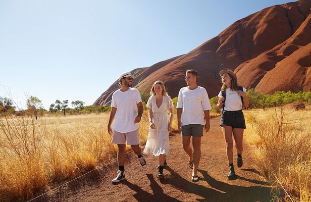 4 Day Uluru Kings Canyon West MacDonnell Ranges from Ayers Rock