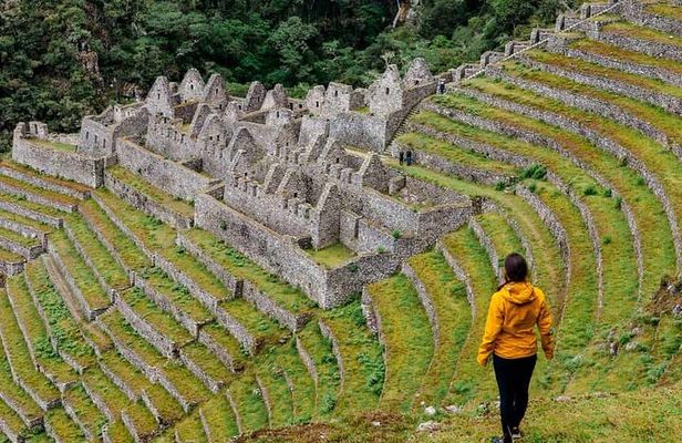 Inca Trail 2 Days to Machu Picchu & Panoramic Train