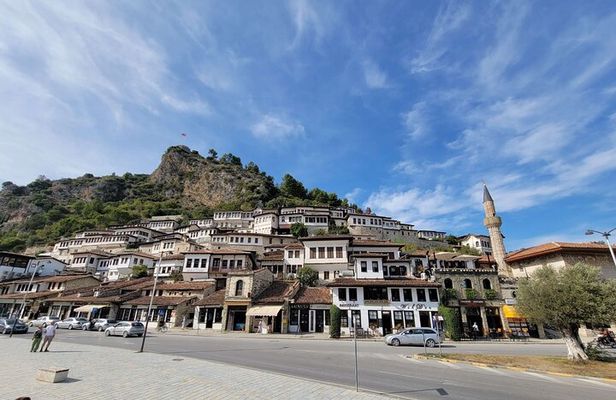 Berat Tour & Traditional Lunch - From Tirana/Durres