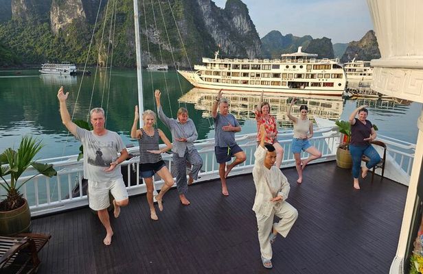 2 days - 1 night with Hera Cruise