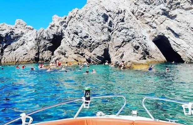 Speed Boat Tour to Elaphiti Caves and Sandy Beach from Dubrovnik