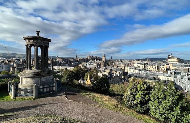 Unmissable Edinburgh Private Sightseeing Tour