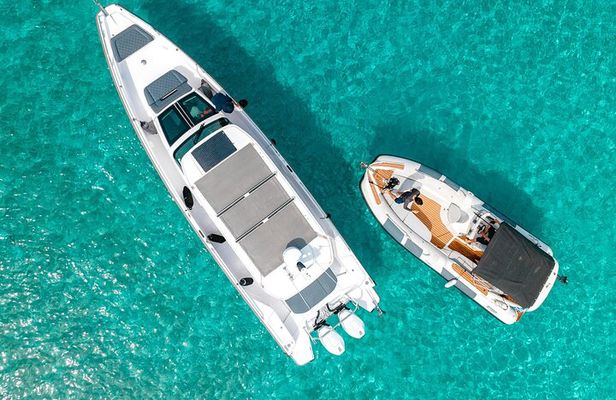 Private Boat Tour to Antiparos, Despotiko, Blue Lagoon