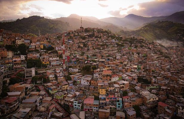 Private Medellín City Tour + Comuna 13!
