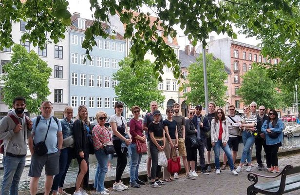 90-minute Private City Highlights Walking Tour in Copenhagen