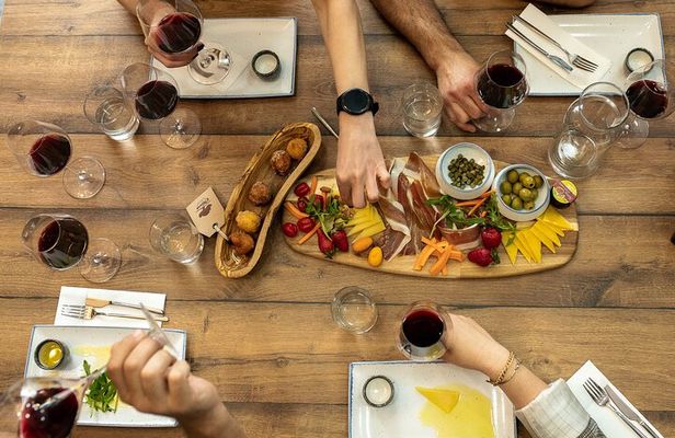 Split Bike and Wine Experience