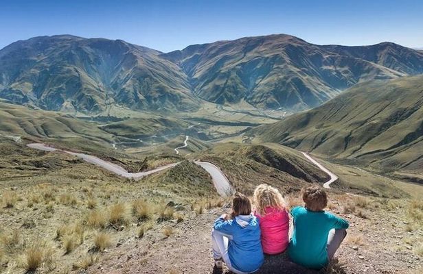 Tour to the magical town of Cachi in the Calchaquíes Valleys!