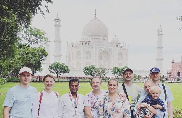 Same Day Taj Mahal, Agra Fort & Baby Taj Tour from Delhi by Car