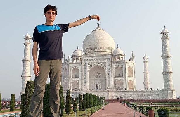 Private Taj Mahal Tour from Delhi by Car
