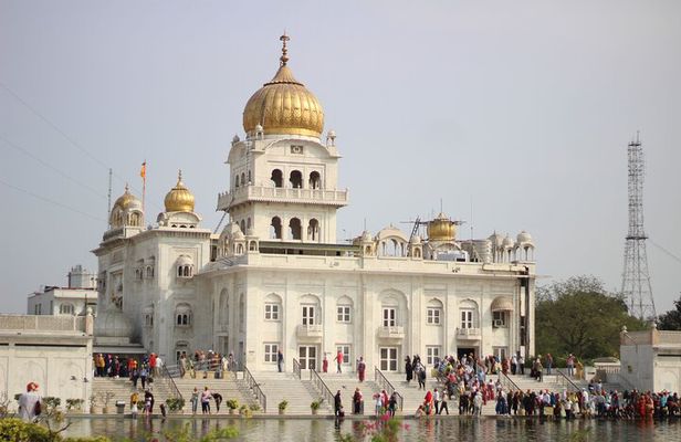 Full Day Delhi Sightseeing Tour by Public Transport