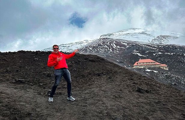 Cotopaxi Volcano Tour from Quito – with Lunch & Entry