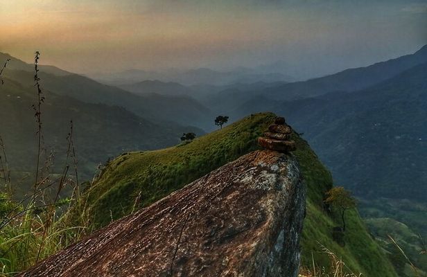 Explore the best of Ella. Hiking, waterfalls and cultural tour