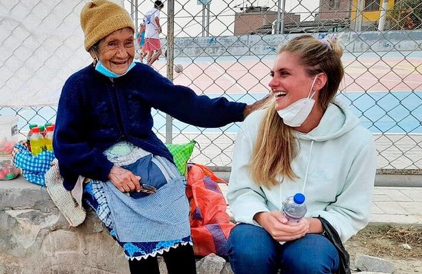 Lima's Reality Tour: Shanty Town + Local Lunch + City Tour