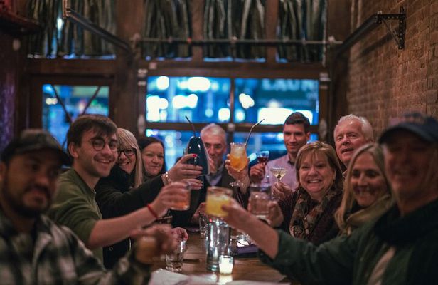Speakeasy Drinks and Prohibition History Tour NYC 
