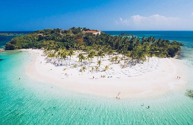 Punta Cana: Samaná, Lemon Falls and Bacardi Island