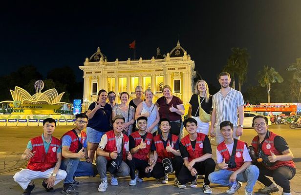 Hanoi Vespa Tours: Hanoi By Night Vespa Foodie Tours