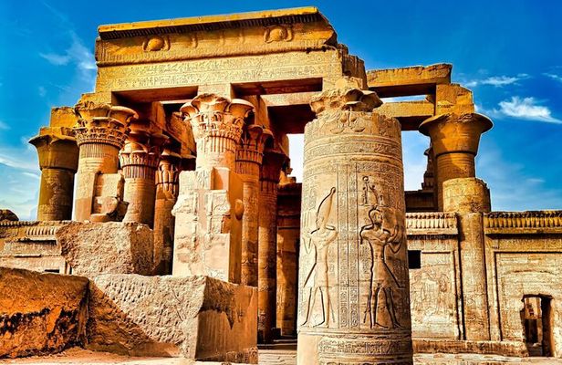 Aswan to Luxor: Ancient Wonders Tour with Kom Ombo Temple Stop