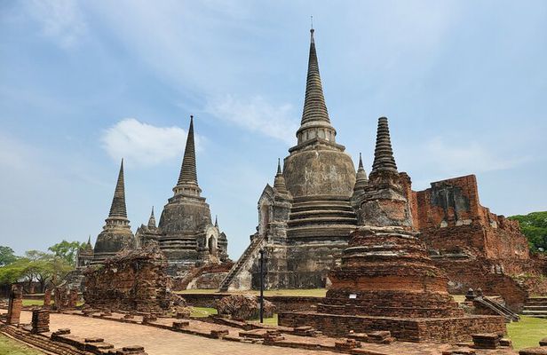 Full-day Private Tour to The World Heritage Site in Ayutthaya