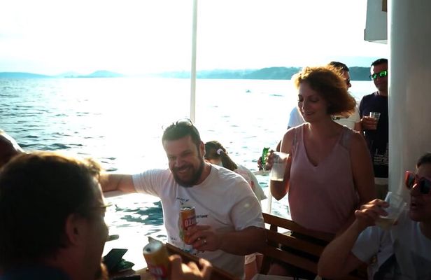 Full Day Boat Tour, Blue Lagoon and Šolta with lunch&drinks