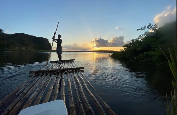 Saint Lucia Bamboo Rafting Experience (Round trip Transfers)